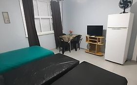 Kitnet 4 Guarujá (sem garagem) - Pitangueiras